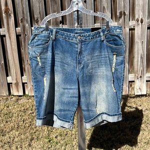 Lane Bryant Distressed Blue Jean Bermuda Shorts Womens Sz 24
